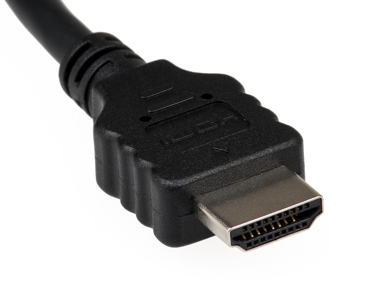 Différences entre les câbles HDMI et VGA, et entre les prises DVI et